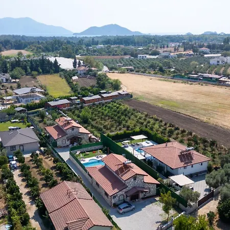 Guelyali Konaklari Vila *