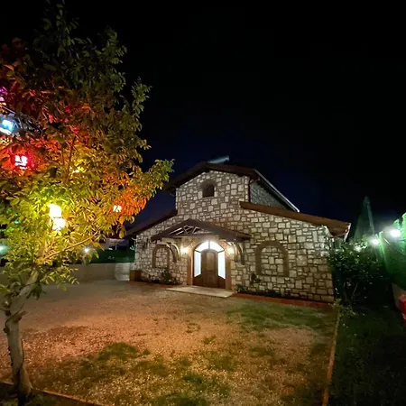 Vila Guelyali Konaklari *