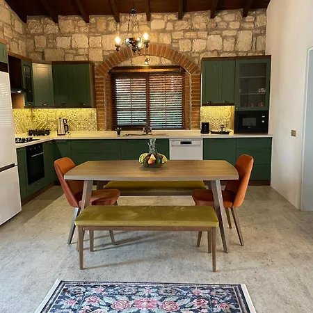 Vila Guelyali Konaklari *